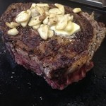 大木屋 - 炒めたニンニクとバターを山頂に！