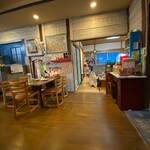 ラグマン - 奥には畳の部屋もありました