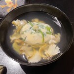 懐石料理 はし本 - 鮑を真薯風にして、更に追い鮑をした汁物。