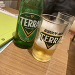 タレ焼肉と包み野菜の専門店 焼肉くるとん - バドとかアメリカのビールに近い感じがしました。