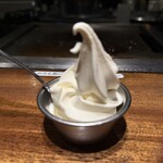 極味や - ソフトクリーム