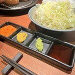 とんかつ ここまでやるか。 - 