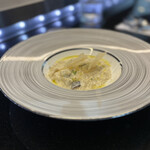 トシ・ヨロイヅカ 東京 - 