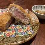 炭火焼 海ごはん サカナヨロコブ - マグロのメンチカツ