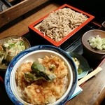 四季の味処 ふみ佶 - とり天丼セット