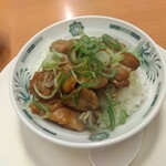 日高屋 - 焼きとり丼