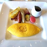 ボーセジュール - プリンスホテルの焼き印が入ったプレーンオムレツ