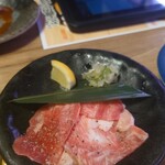 回転焼肉一升びん - 