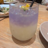 RIGOLETTO KITCHEN - ナゾなラベンダーのカクテル