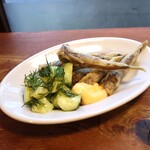 Hachihare - メヒカリのフリット　四葉キュウリのマリネ添え