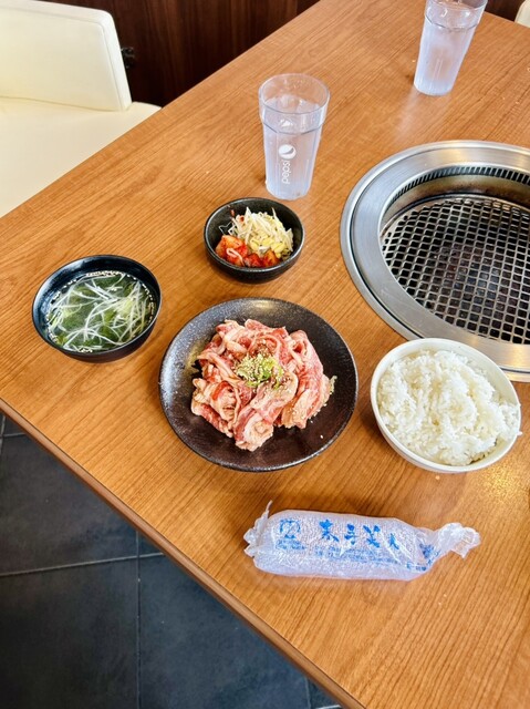 昭和ホルモン亭 山形嶋店 - 東金井（焼肉）の写真