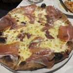 ピッツェリア クアラントゥーノ - 