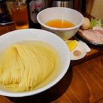 麺屋鈴春 - 