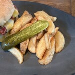 IVY PLACE - フライドポテト＋ピクルス