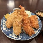 お食事処　萬揚げとん福天 - 白とんかつ、エビフライ、メカジキフライ❗️