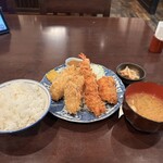 お食事処　萬揚げとん福天 - ミックスフライ定食　1496円❗️