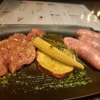 個室焼肉 牛炙 名駅別邸 - 