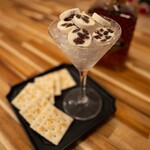 Cafe & Bar magaRee: - 