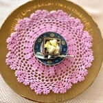 SALONE TOKYO - カプレーゼ）バジルとミルクのジェラート｡トマトのピューレ､オリーブオイルォかけて。