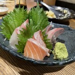 川北商店 焼鳥 - 刺身三種盛り合わせ