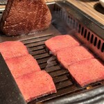 焼肉 ジャンボ - 