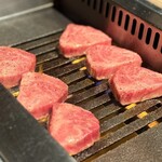 焼肉 ジャンボ - 