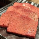 焼肉 ジャンボ - 