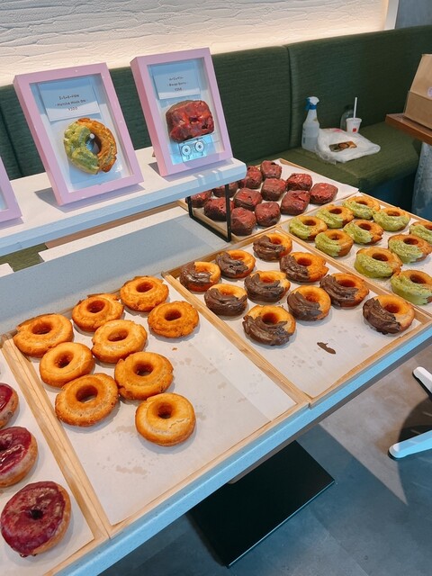 どーなつ 希望のイニシャルドーナツもオーダー可！ 【sweetie shop GRANPA