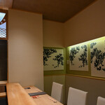 鮨 しばかつ - "肆内（なか）"