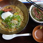 温玉タンタン麺699円+ミニマグロご飯349円＝1048円