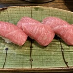 おにぎり道場五代目もりもり亭 - トロの握り
