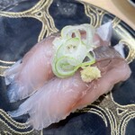 ことぶき寿司 - 新潟産あじ　395円