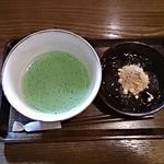 喫茶去かつて - 抹茶とわらびもち＠喫茶去かつて(喫茶一二三)