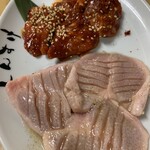 黒毛和牛ホルモン 大衆焼肉しんすけ - 