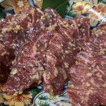 黒毛和牛ホルモン 大衆焼肉しんすけ - 