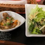 前田亭 - ゴマドレッシングサラダ