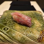 鮨元 - 伊佐木昆布〆