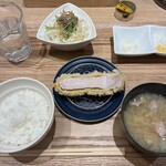 とんかつ成蔵 - 