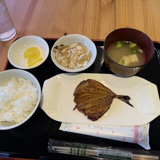 おざきのひもの_0