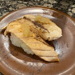 廻鮮寿司かね喜 - 炙りサーモン