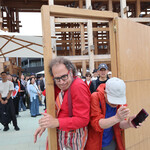 IRTHレストラン - スペインパビリオン（隣）の大道芸