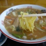 石黒食堂 - 細麺デシタ