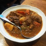 フィリピンレストラン イポイポ - メヌード（1300円）フィリピン風ビーフシチュー