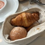 Brasserie Laiton - 自家製パン
