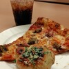 PIZZA SLICE フードコート P.