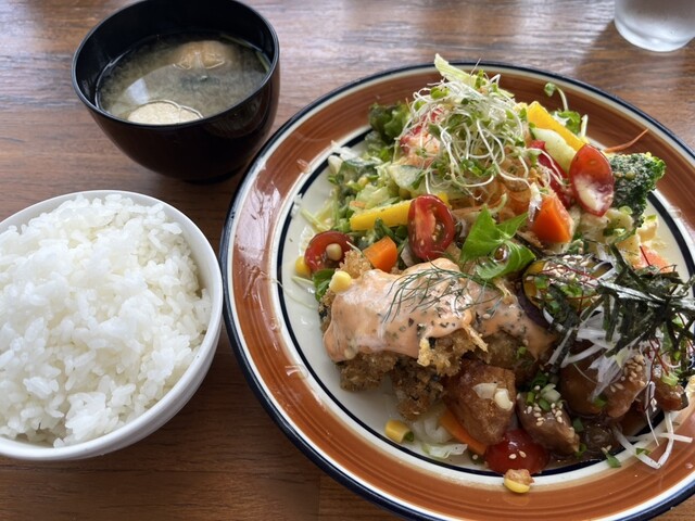 Shokudo to Cafe Pinata