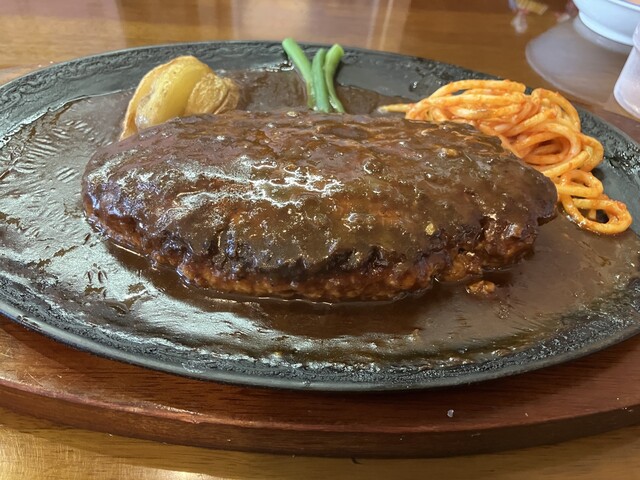 ハンバーグ支倉 泉崎 - 富沢（ハンバーグ）の写真