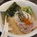 麺や でこ - 濃厚サーモンそば