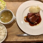 麹町ビストロ 階段の途中 - ローストビーフプレート ¥2,200