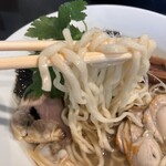 Fishmen - 麺リフトでーす。